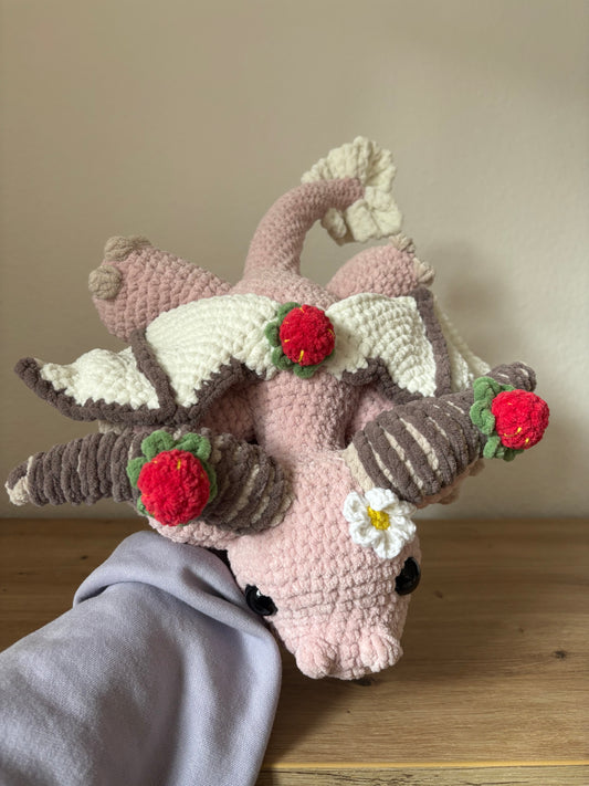 Liegender Erdbeerdrache