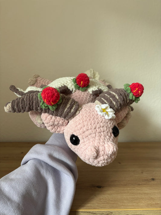 Liegender Erdbeerdrache